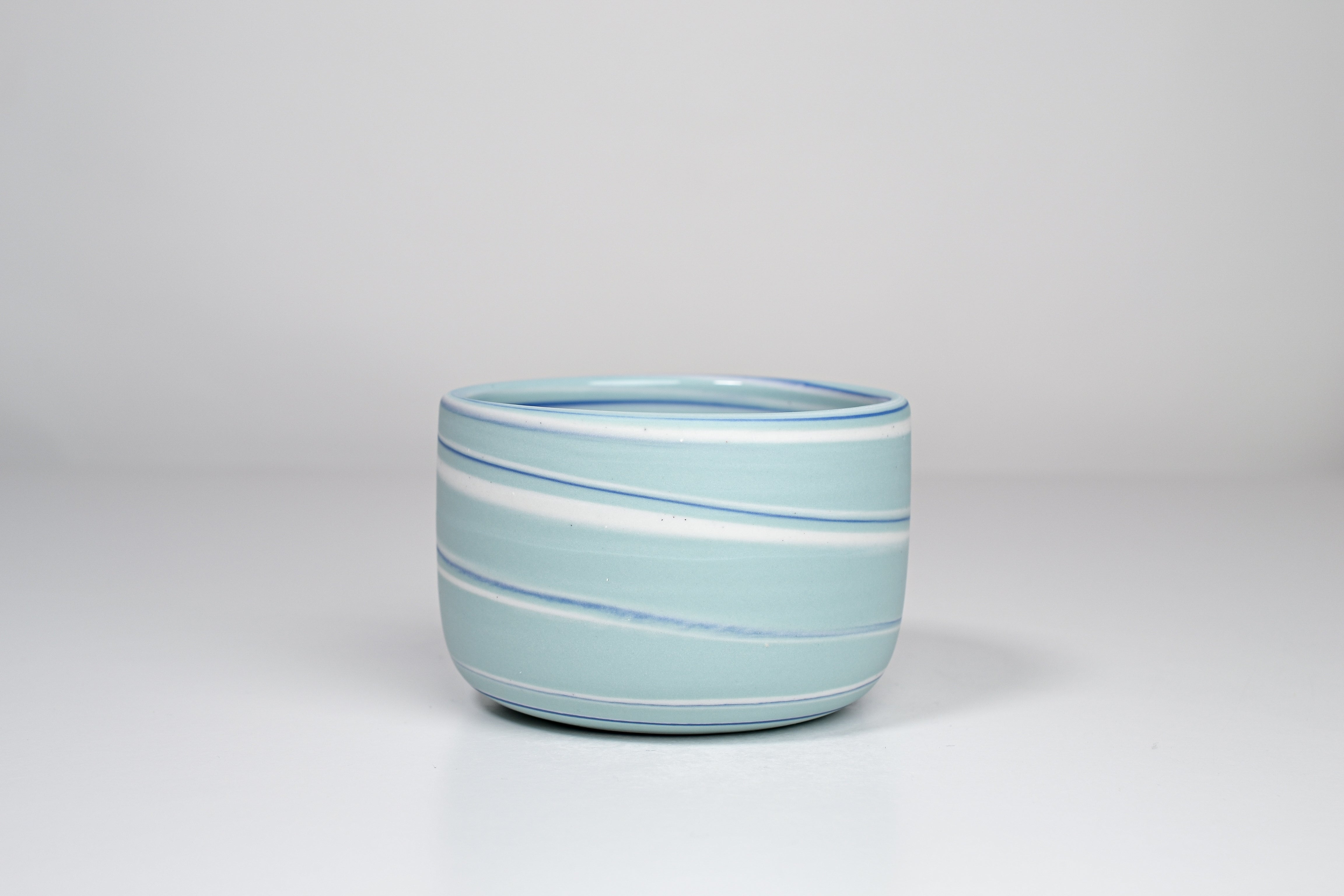 Let it flow. Porcelain cup. 300ml