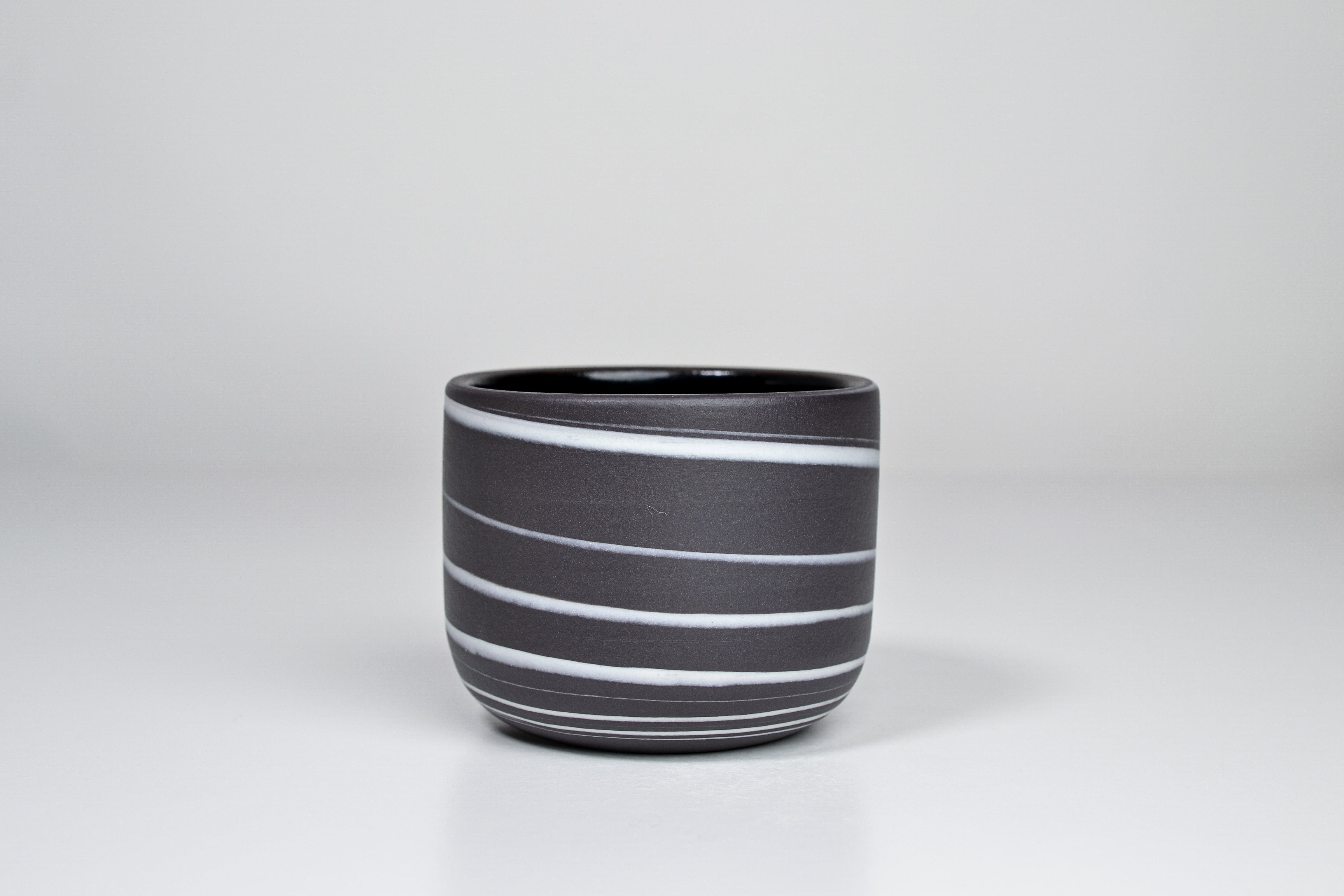 Let it flow. Porcelain cup. 190ml