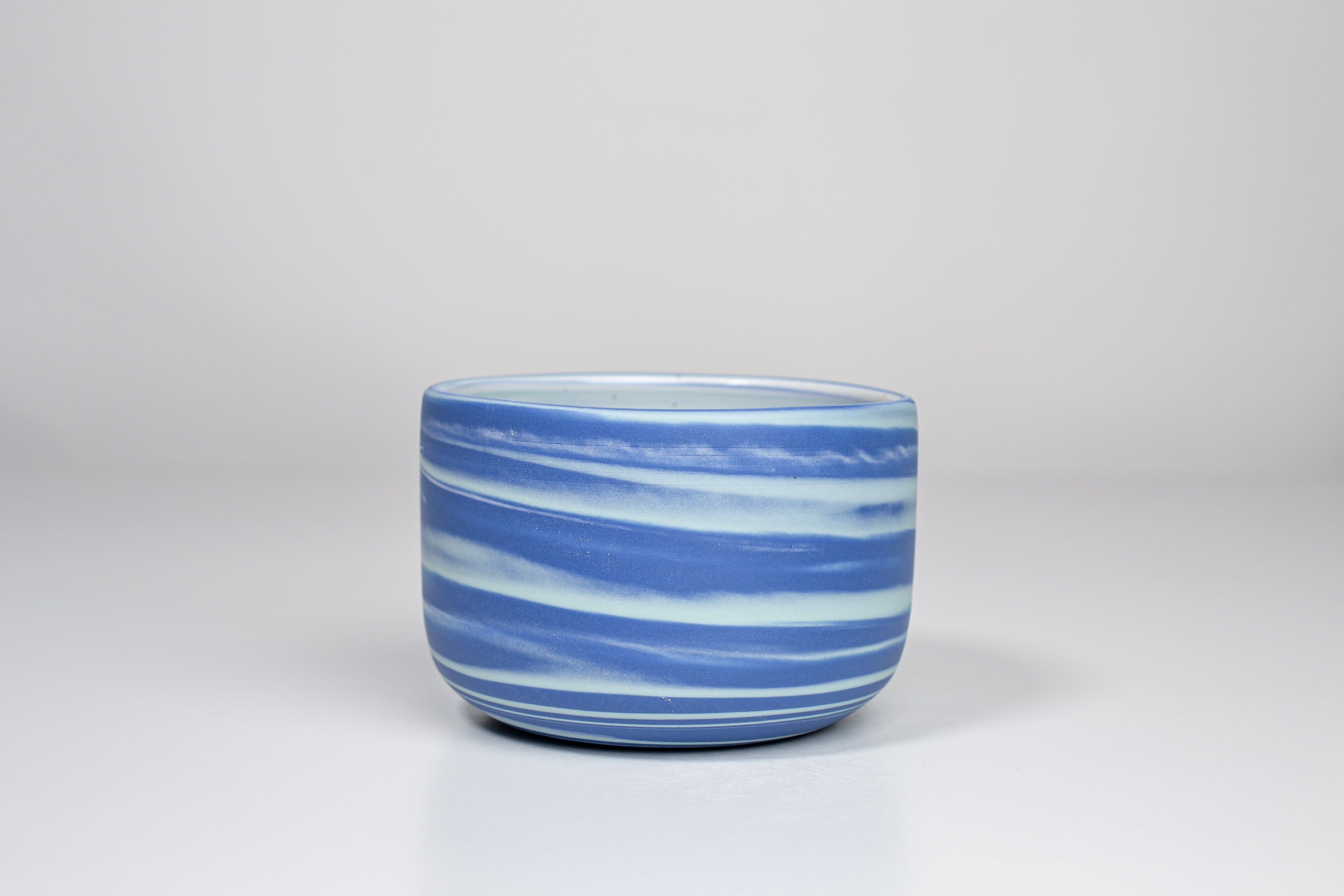 Let it flow. Porcelain cup. 300ml