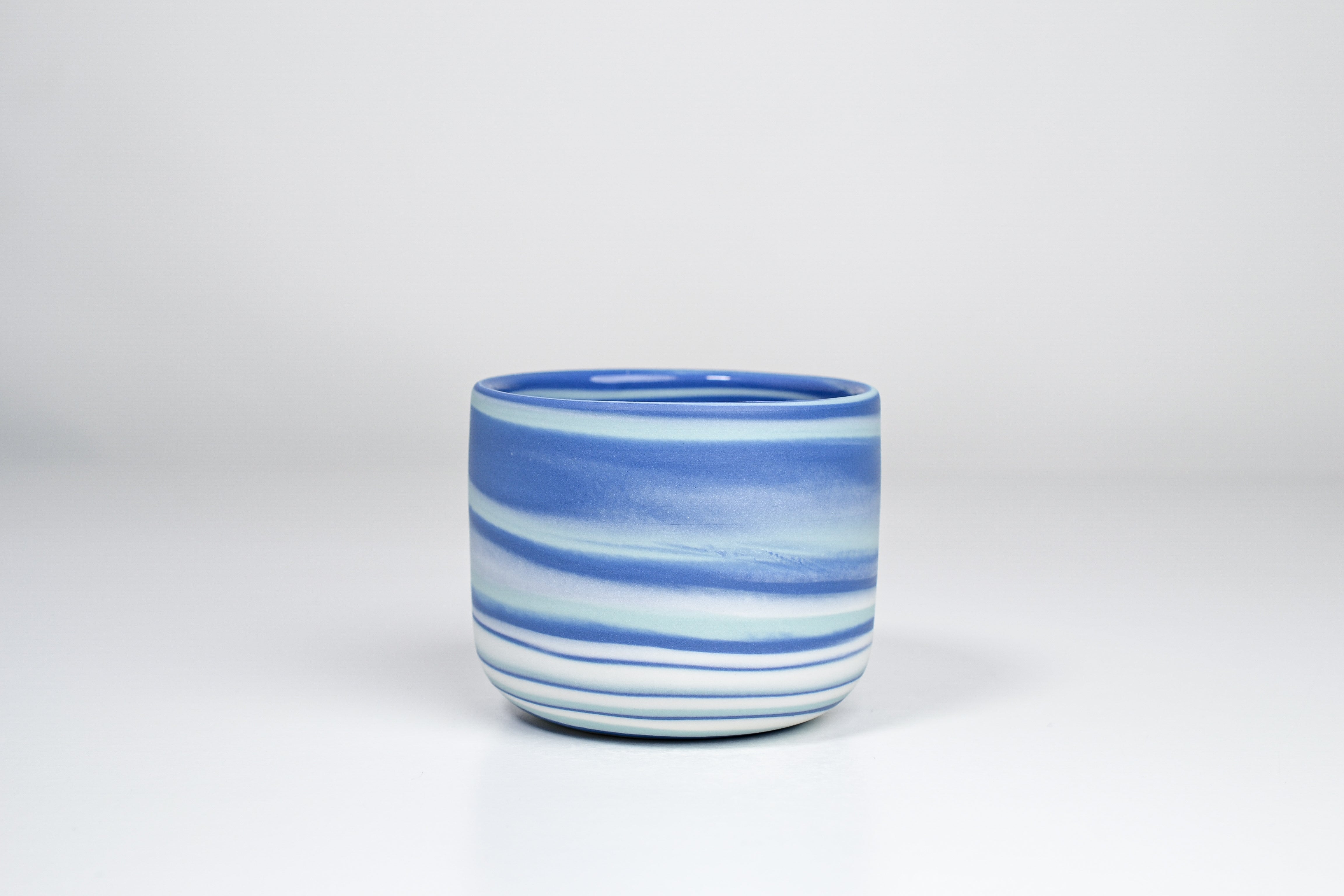 Let it flow. Porcelain cup. 200ml