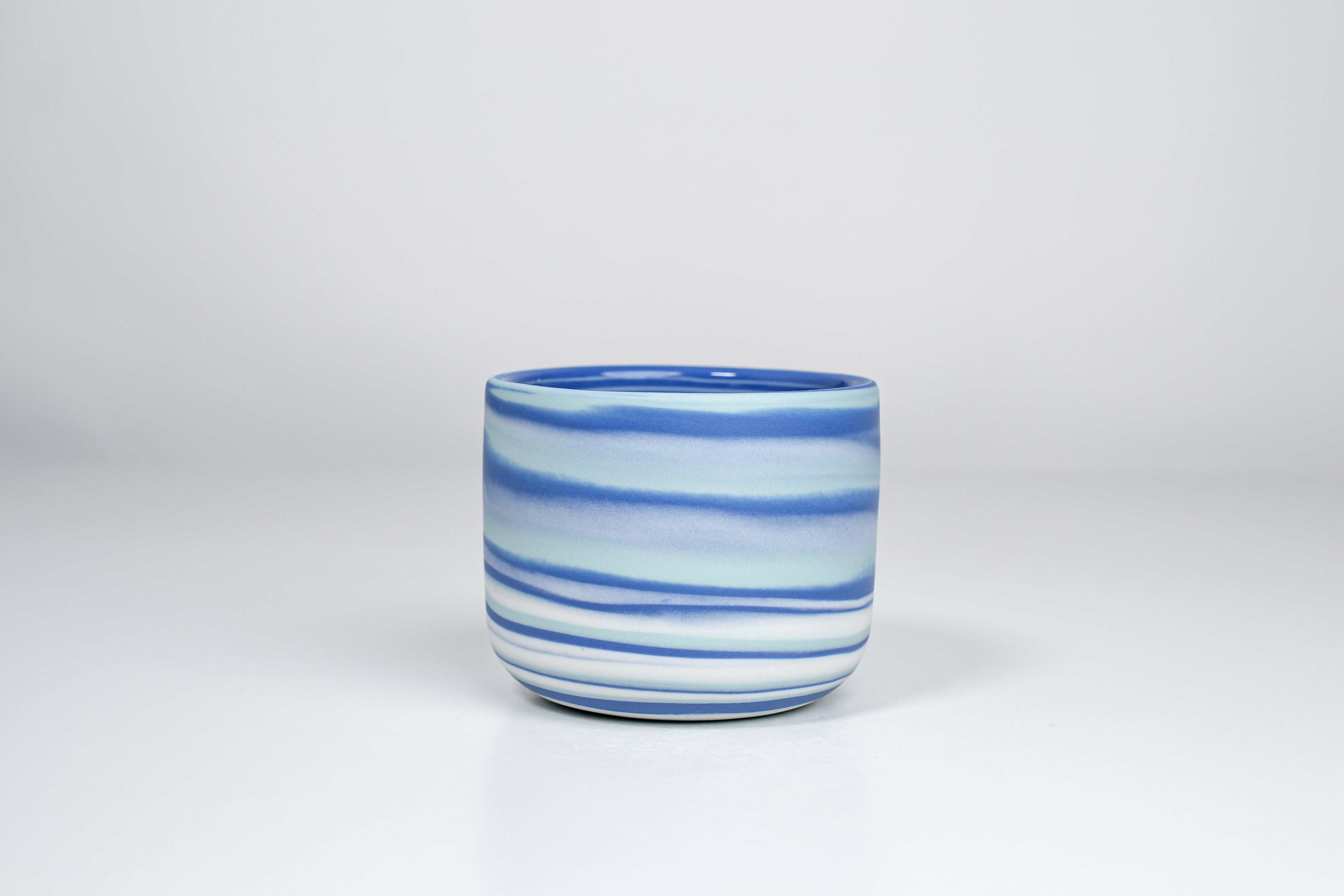 Let it flow. Porcelain cup. 200ml