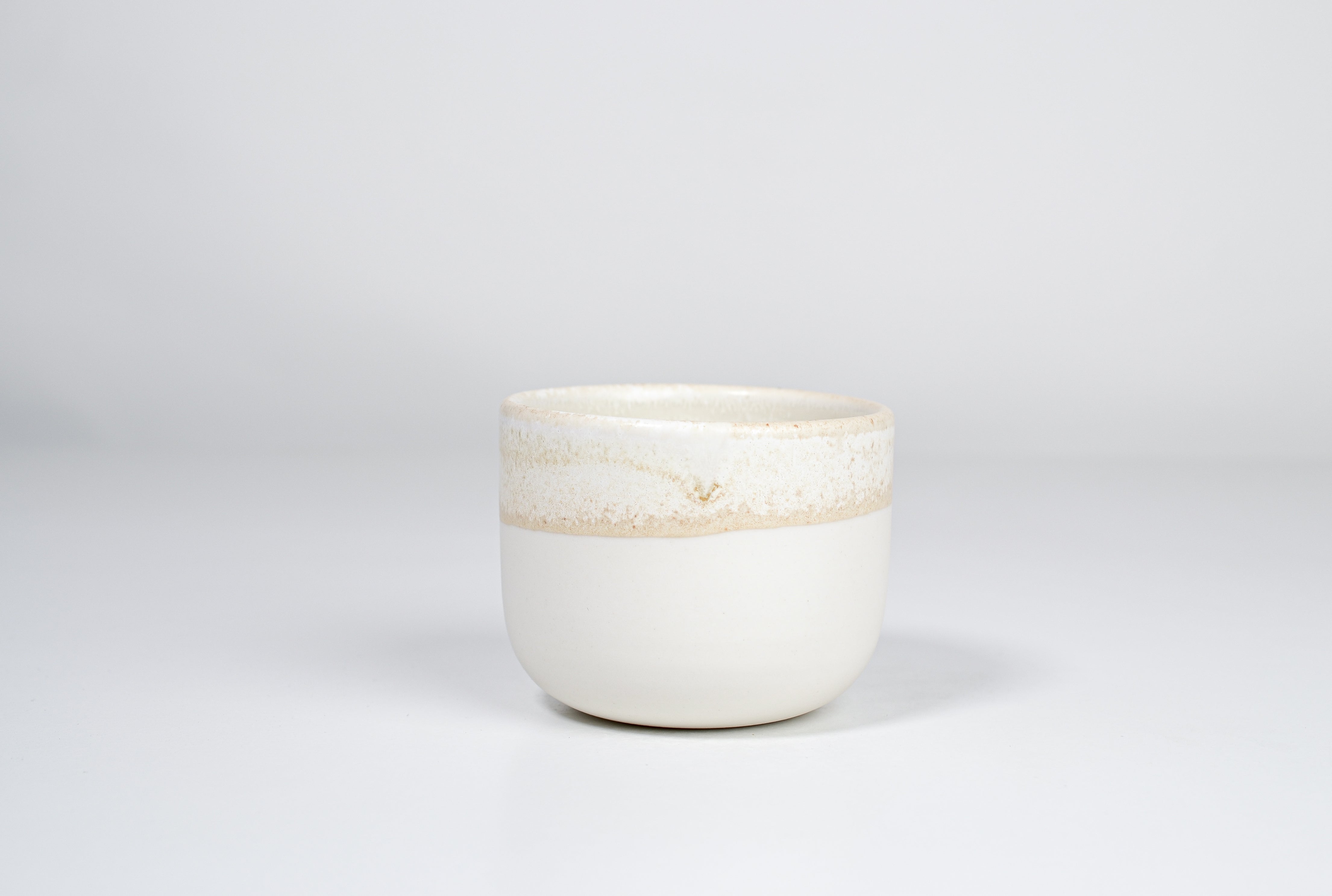 Simple cup with miracle glaze  140ml