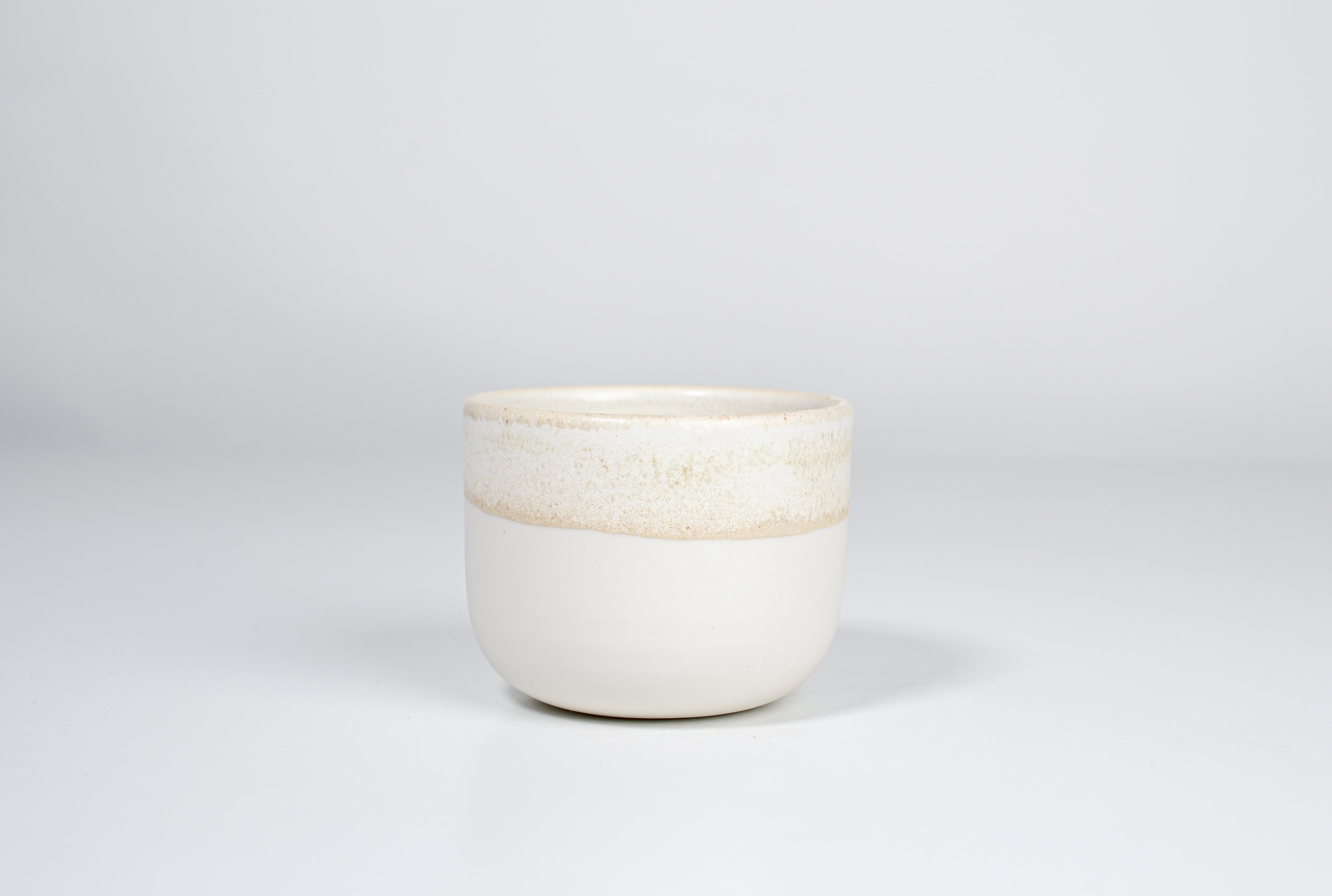 Simple cup with miracle glaze  140ml