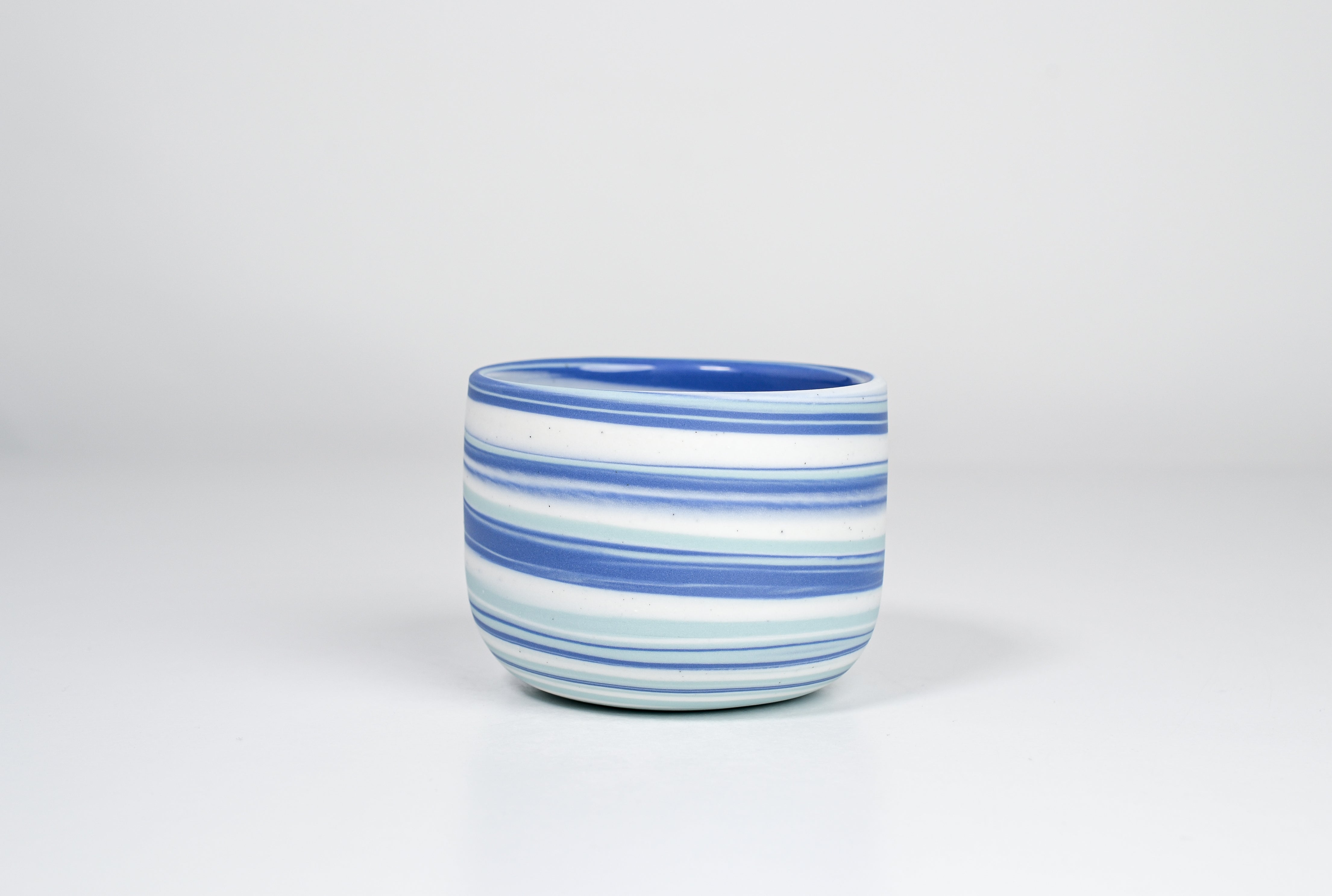 Let it flow. Porcelain cup. 200ml