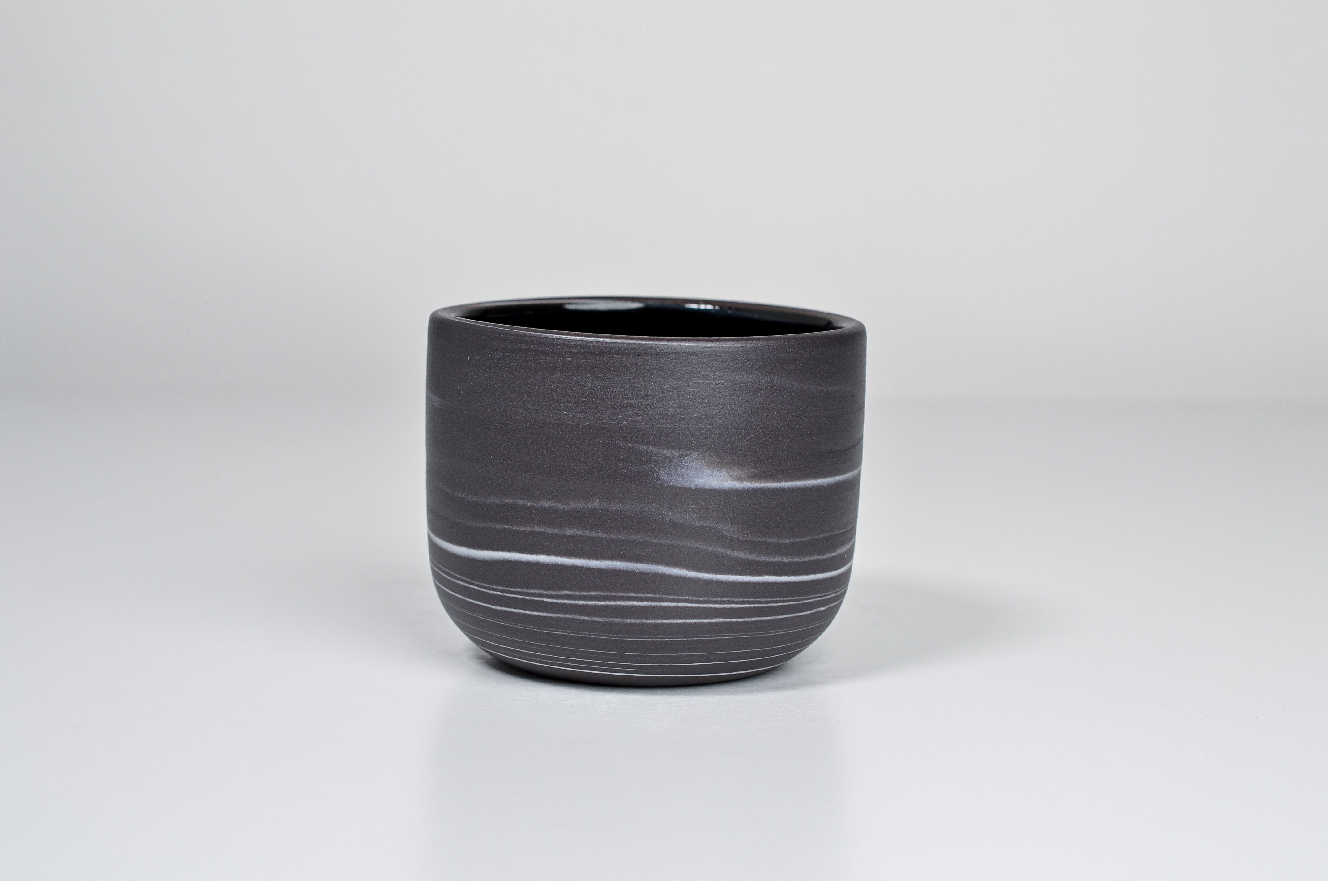 Let it flow. Porcelain cup. 190ml