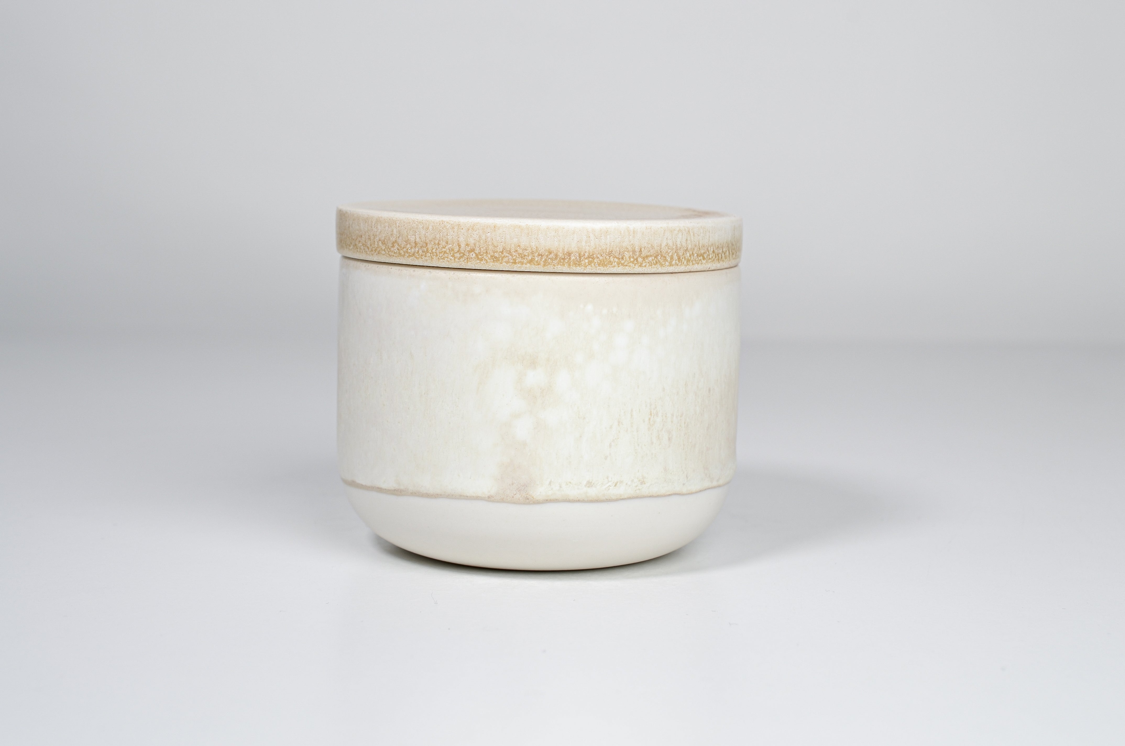 Simple sugar jar, miracle glaze, 300ml cup with a lid