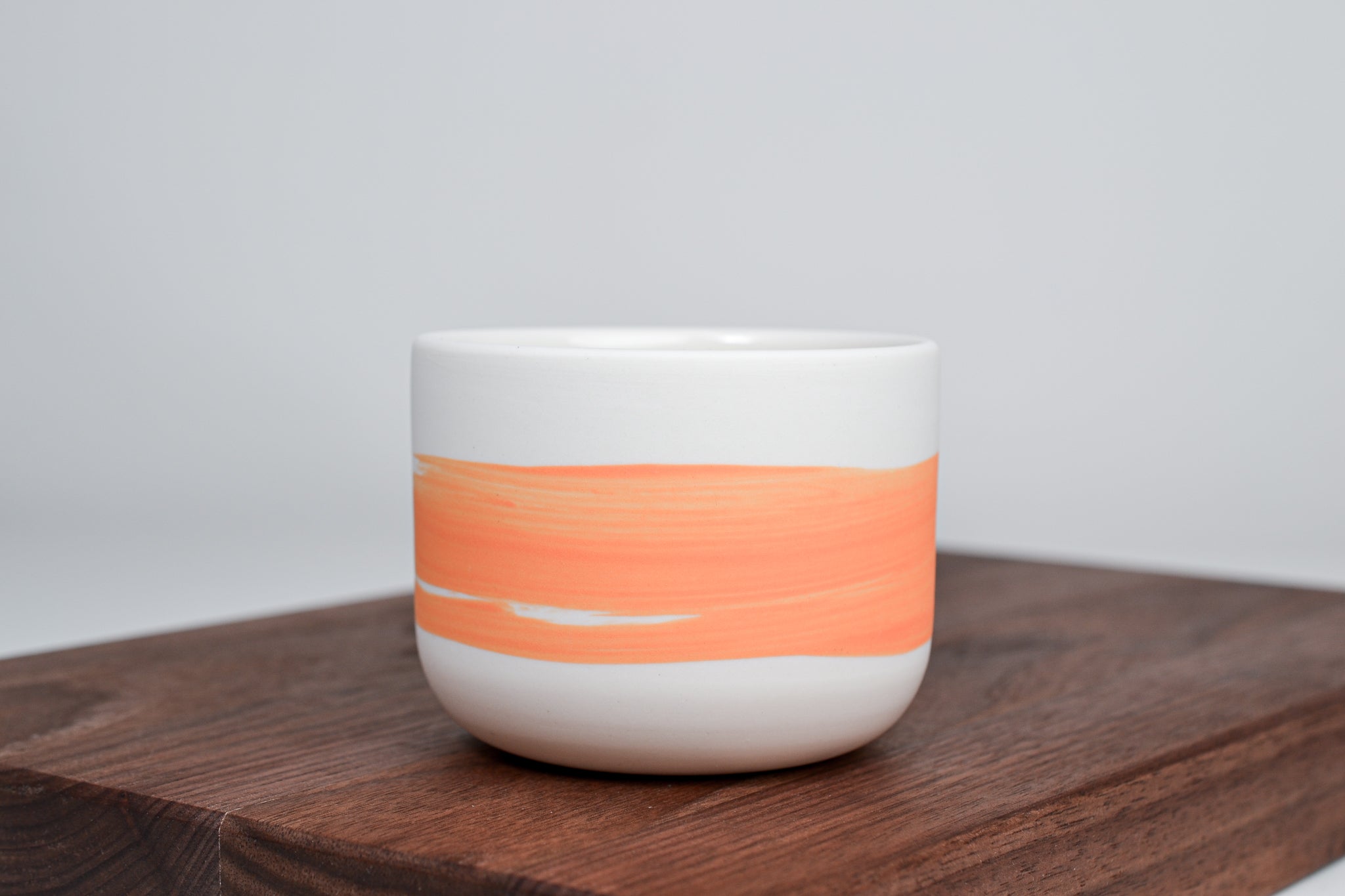 Simple cup, rich orange line, 200ml