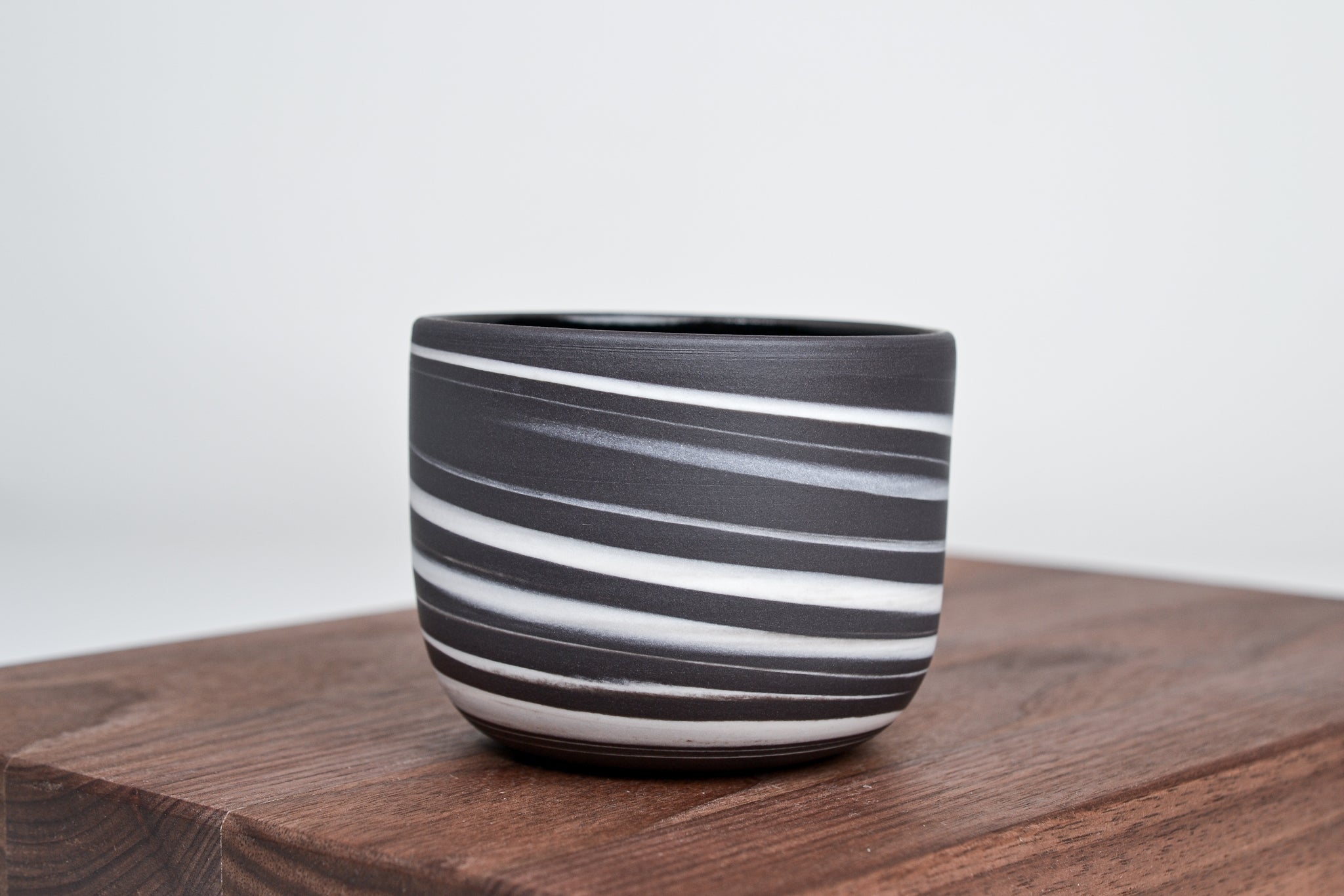 Let it flow. Porcelain cup. 200ml