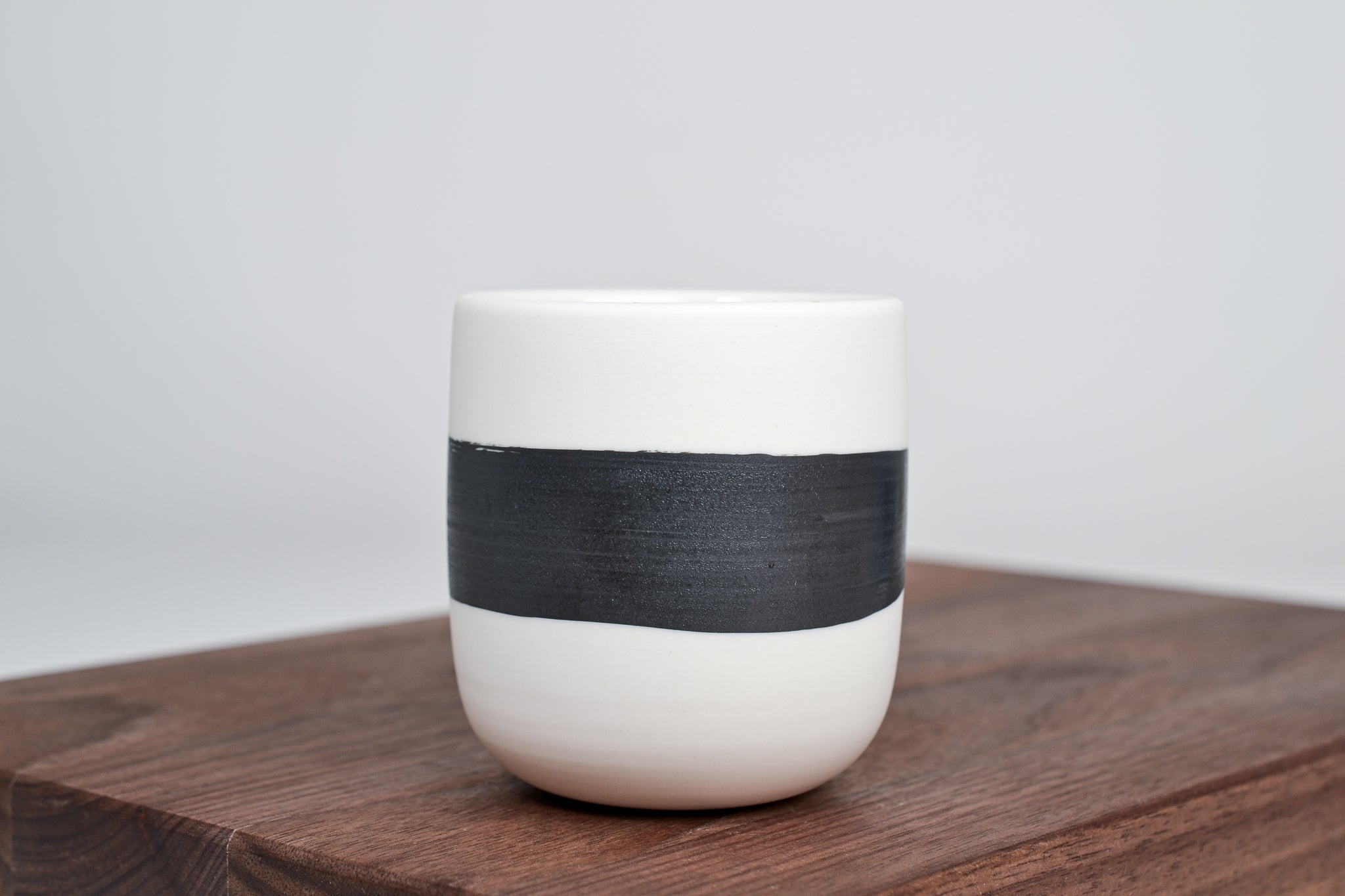 Simple cup, black line, 150ml