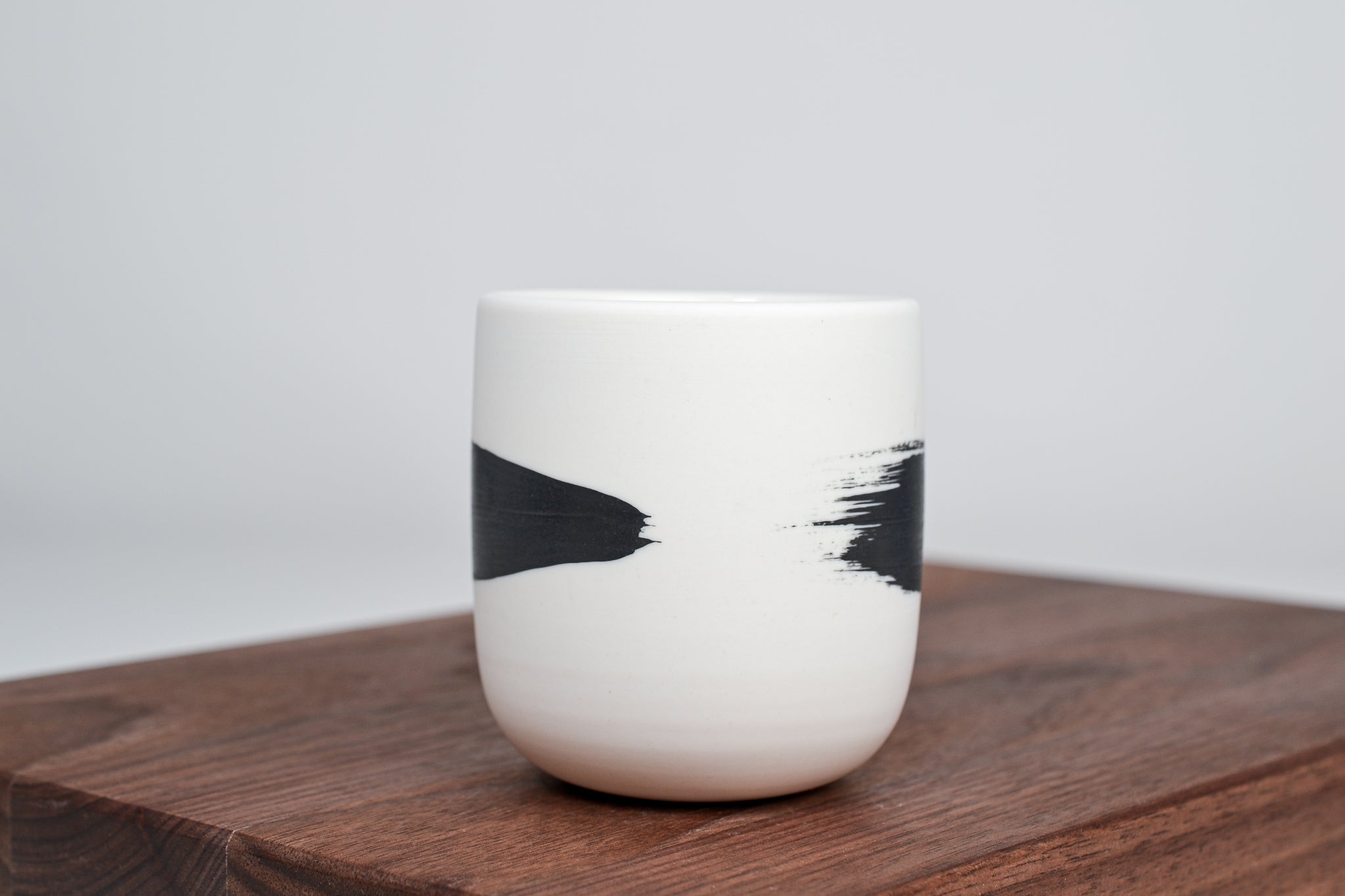 Simple cup, black line, 150ml