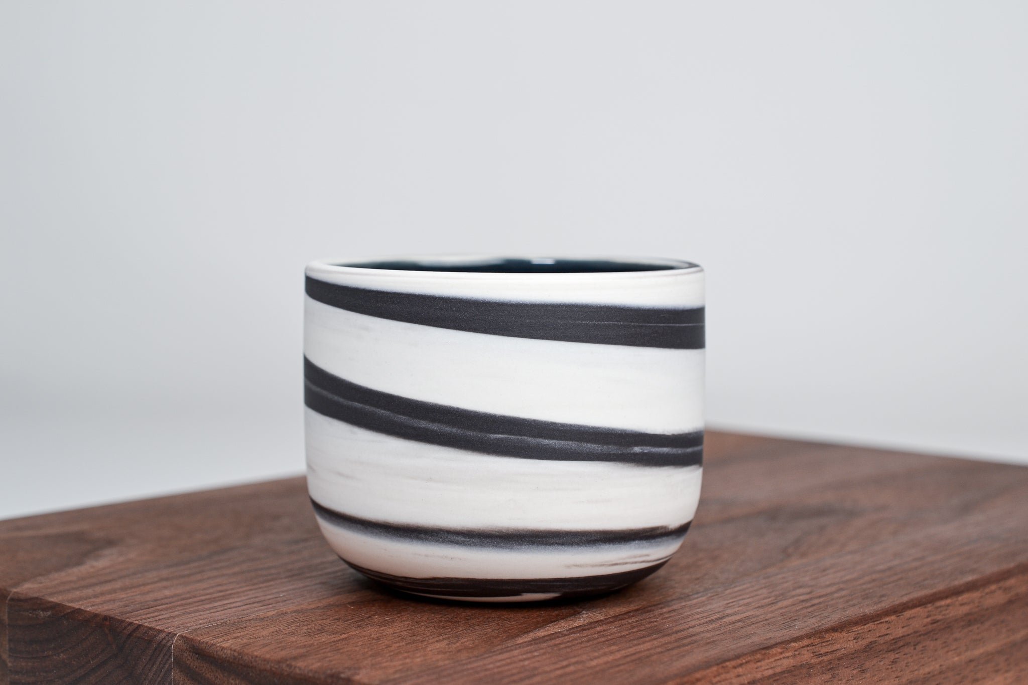 Let it flow. Porcelain cup. 200ml