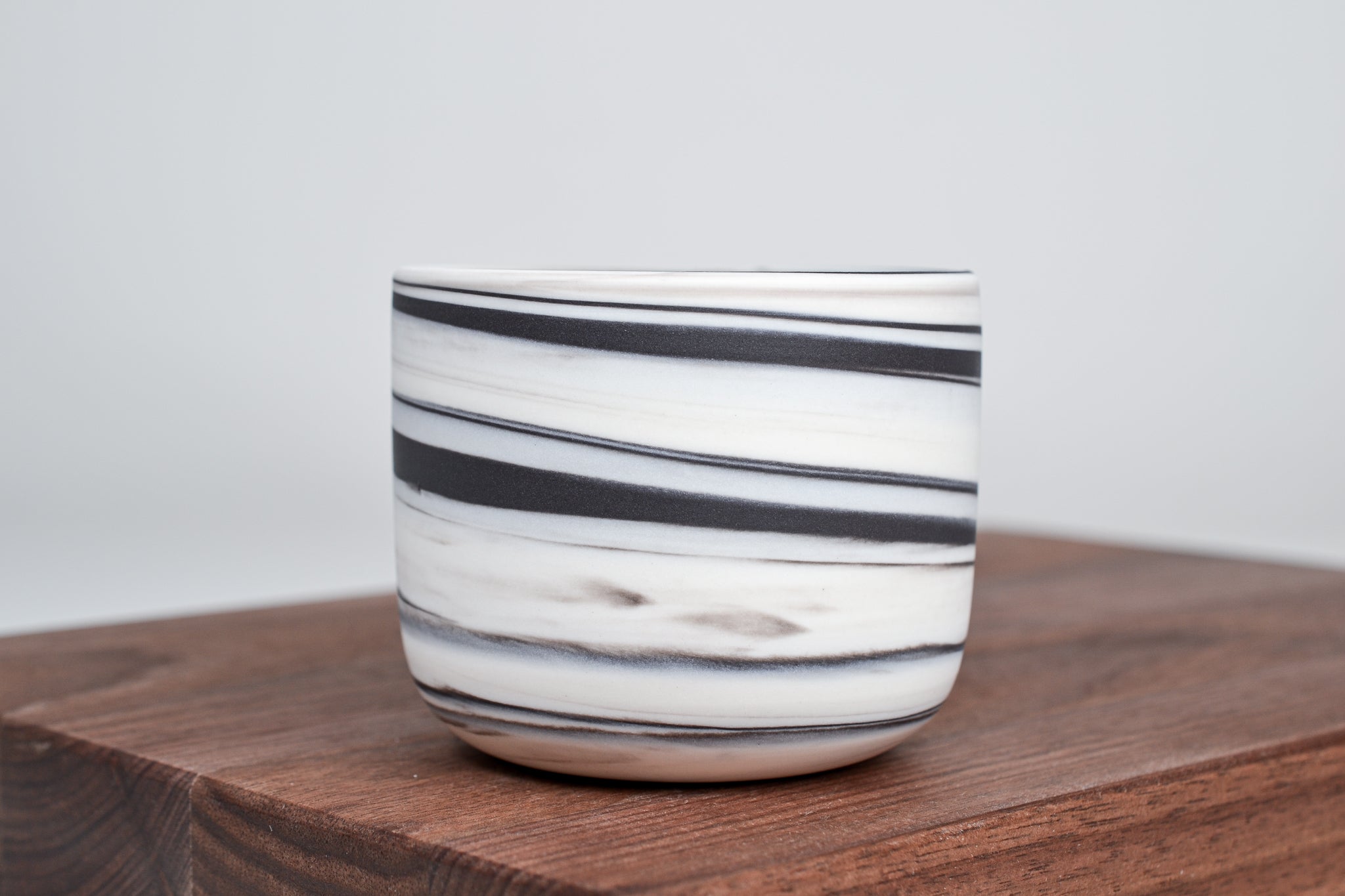 Let it flow. Porcelain cup. 200ml