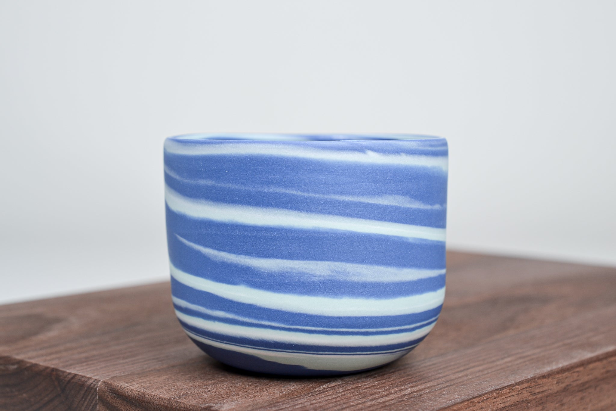 Let it flow. Porcelain cup. 190ml