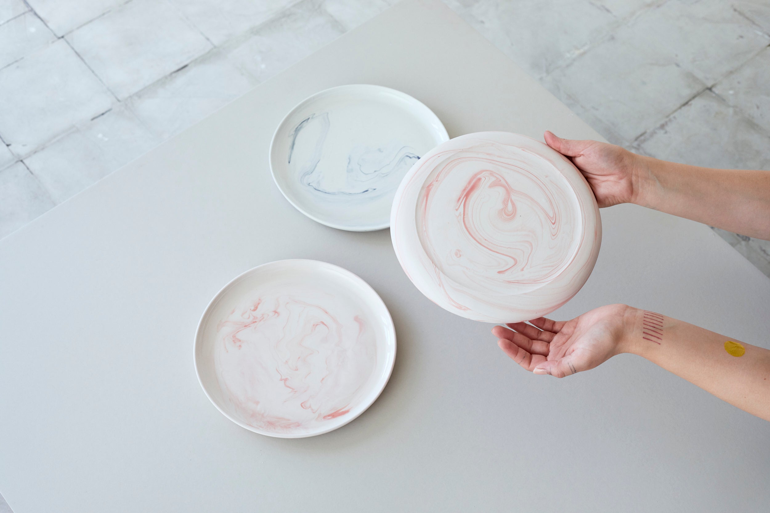 Porcelain marble plate